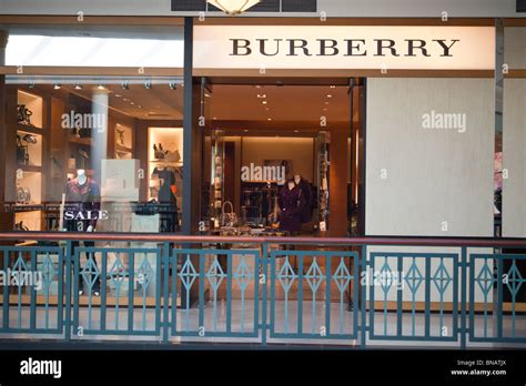 burberry the mall prices|burberry locations near me.